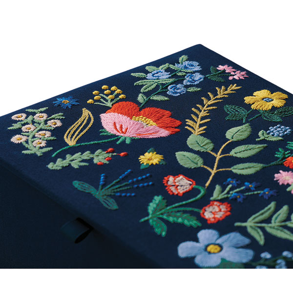 Product image for Floral Keepsake Box