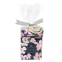 Product Image for Vanilla Fleur Candle and Soap Set